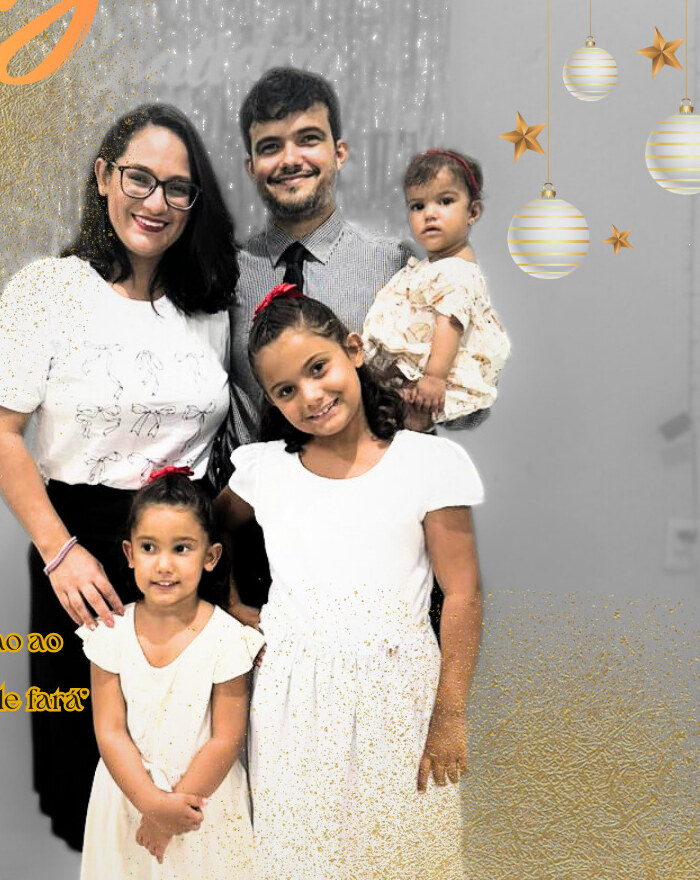 Pastor Walkênio Sousa and Hadassa with their daughters in Martins